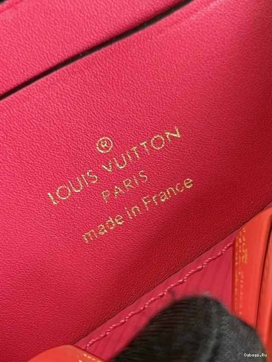 TWIST LOUIS PM VUITTON 0518